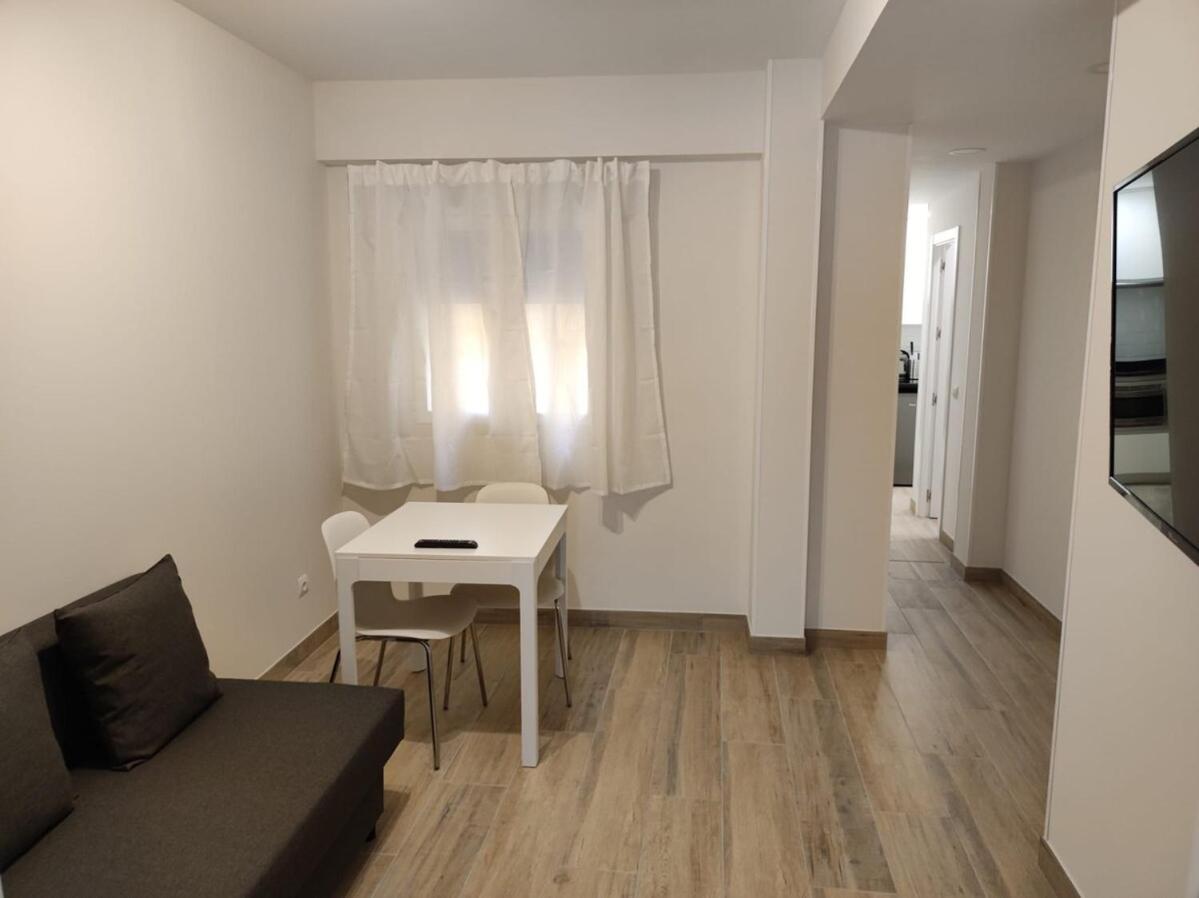 Madrid Rio Apartments Екстериор снимка